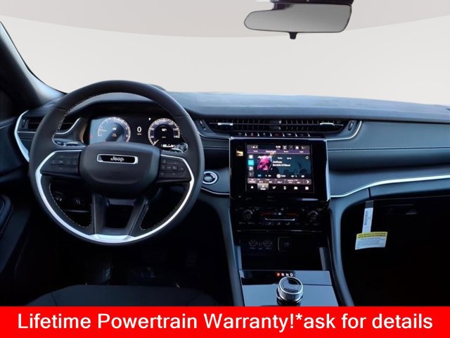 New 2025 Jeep Grand Cherokee Laredo X w/ Luxury Tech Group I AWD/4WD image 12