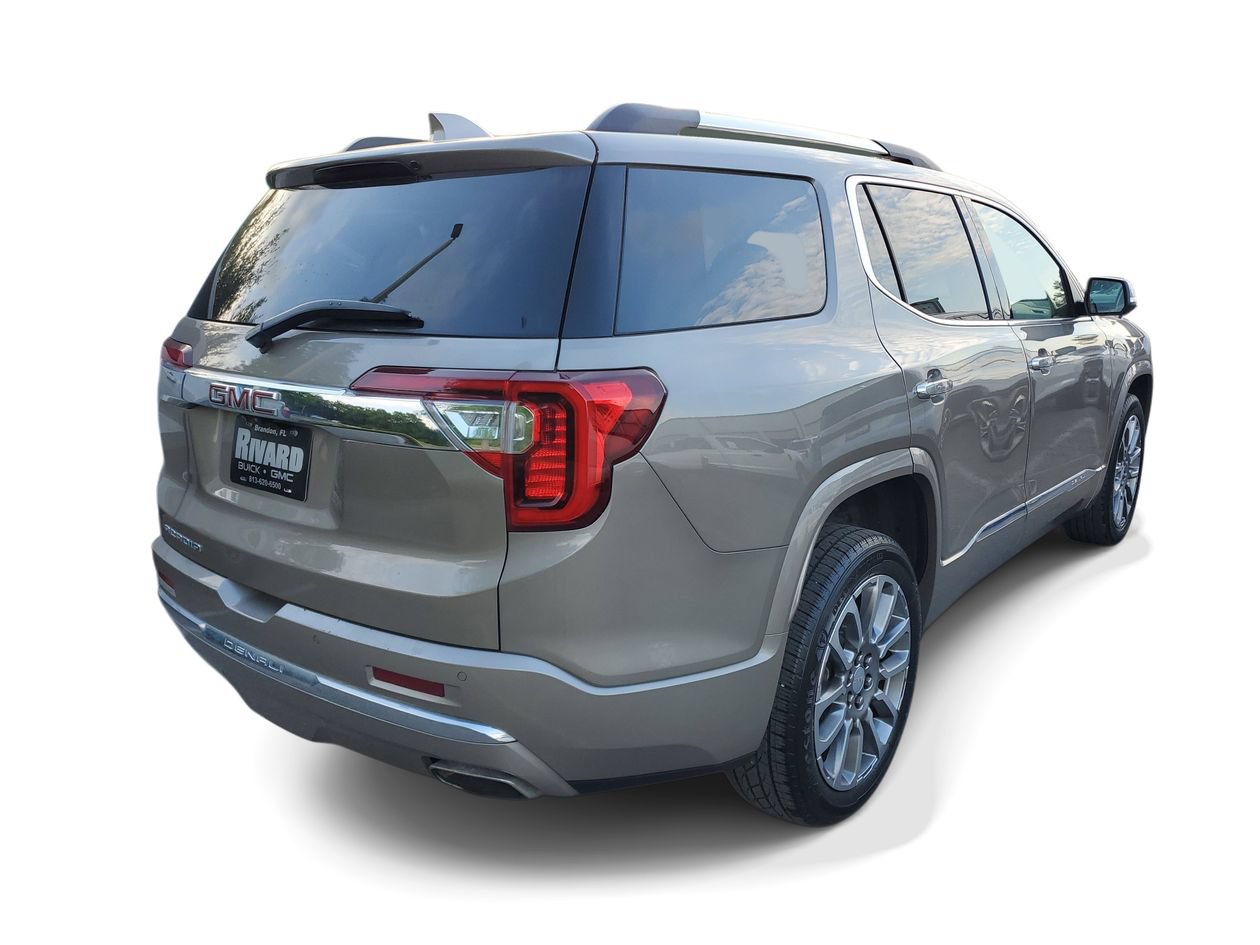 Used 2023 GMC Acadia Denali w/ Denali Technology Package FWD image 4