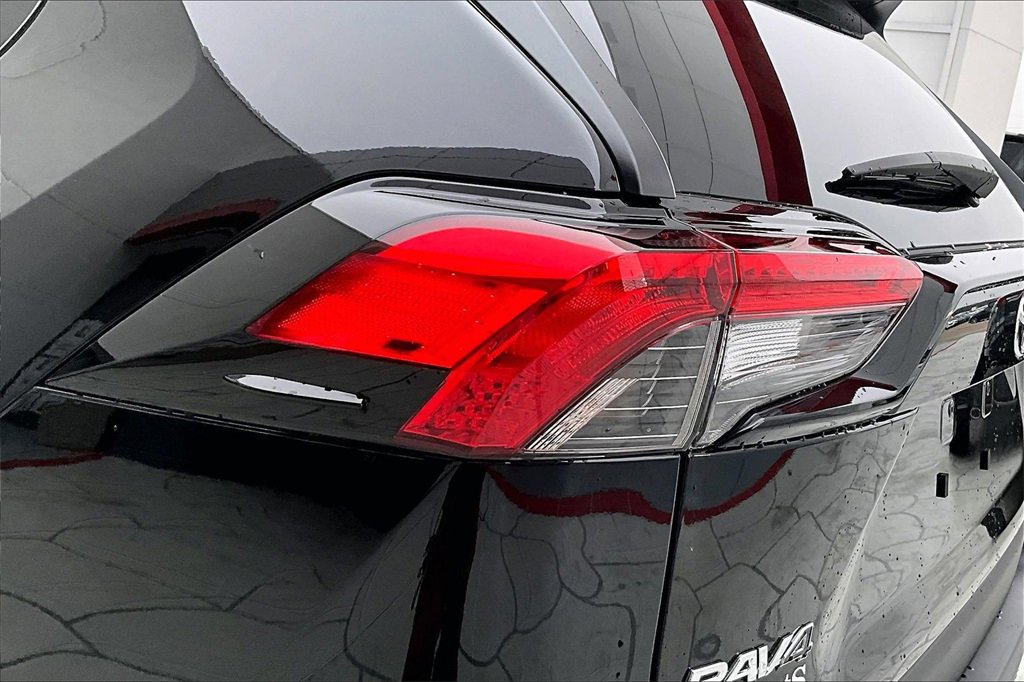 New 2025 Toyota RAV4 XLE w/ Convenience Package image 19