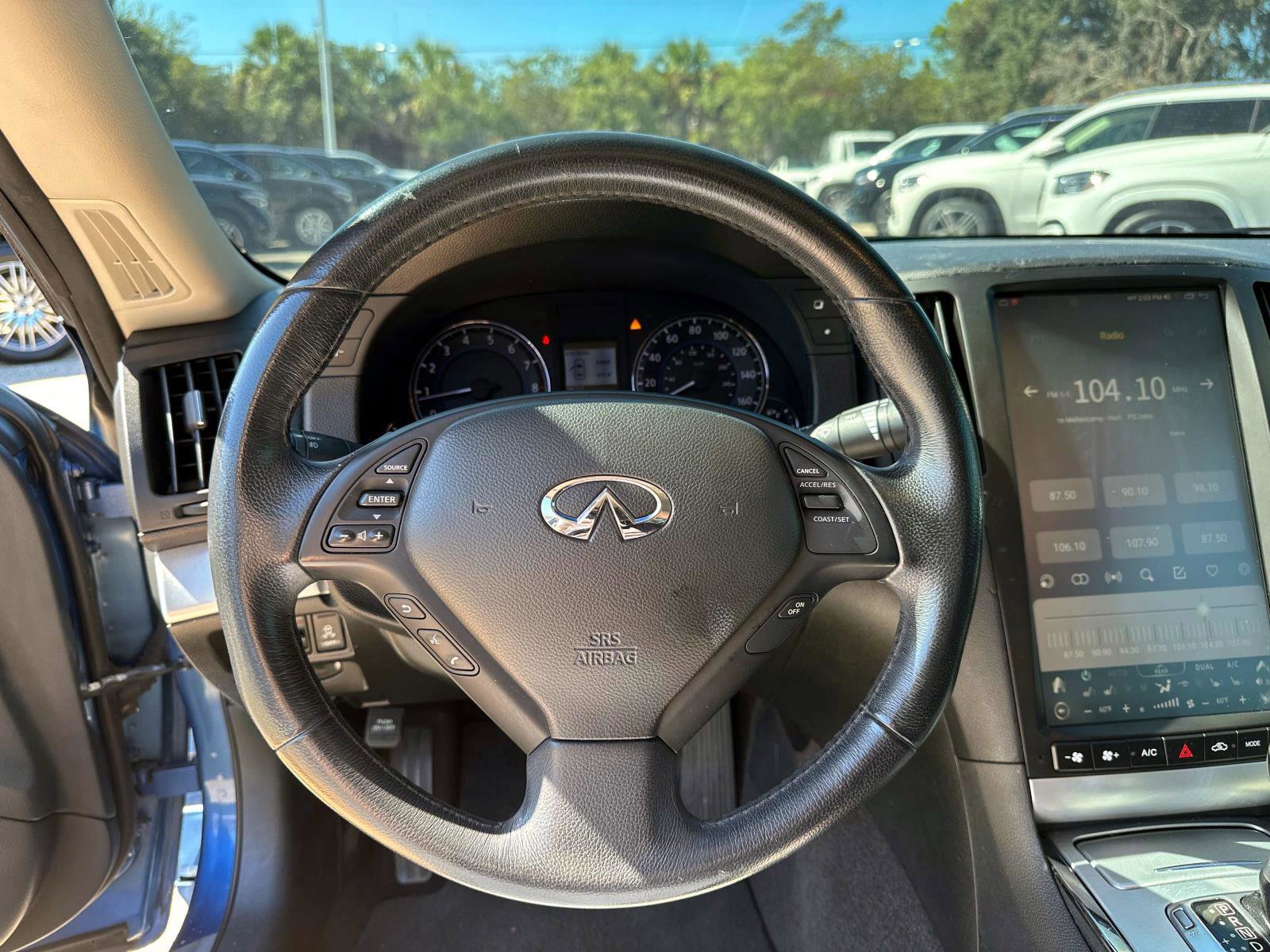 Used 2013 INFINITI G37 Sport w/ Premium Pkg image 19