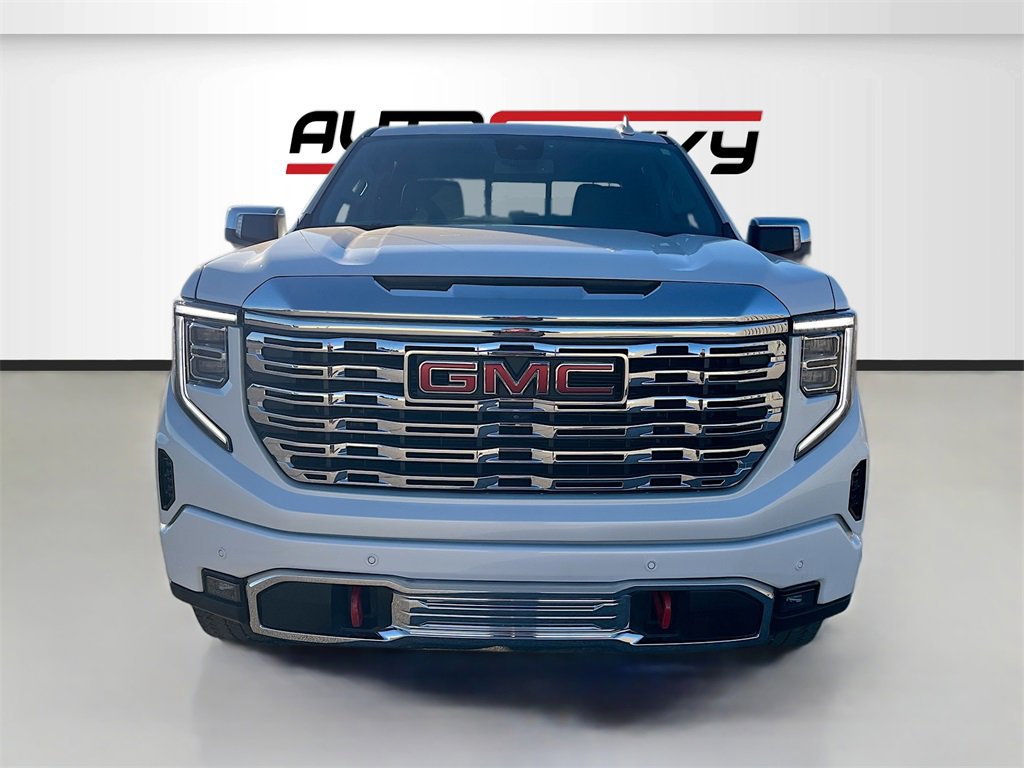 Used 2022 GMC Sierra 1500 Denali image 2