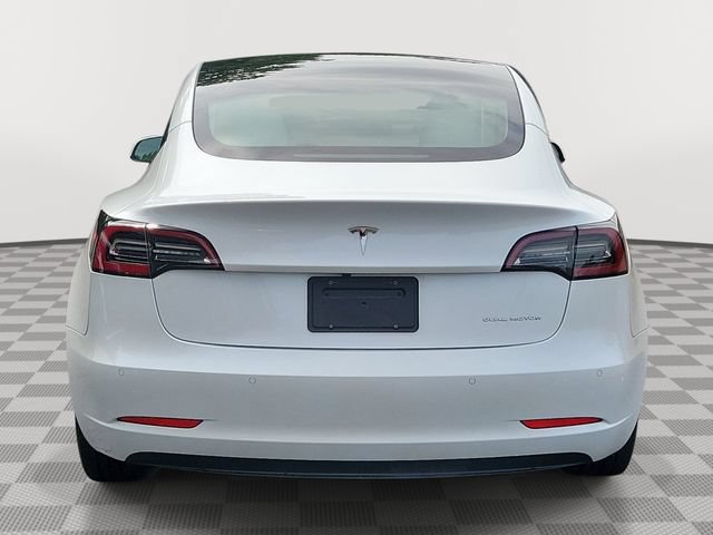 Used 2022 Tesla Model 3 Long Range AWD/4WD image 5