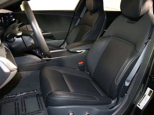 Used 2024 Lucid Air Touring image 4