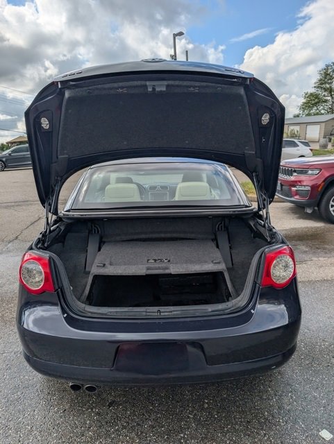 Used 2010 Volkswagen Eos Komfort image 14