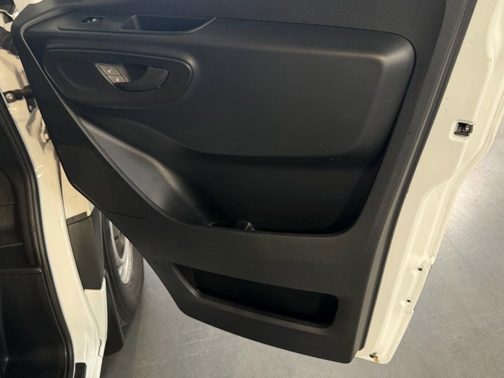 Used 2024 Mercedes-Benz Sprinter 2500 image 26