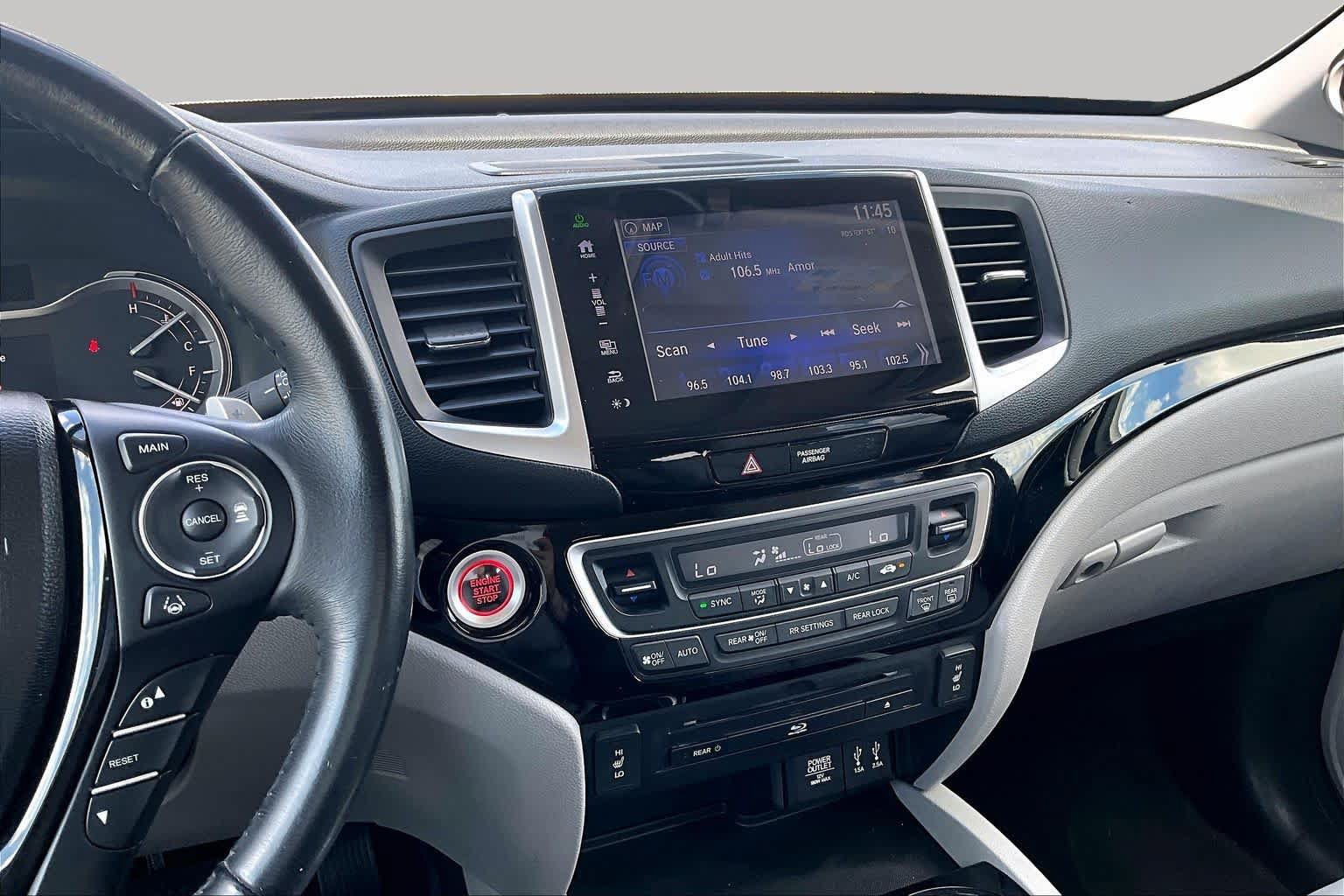 Used 2016 Honda Pilot Touring image 7