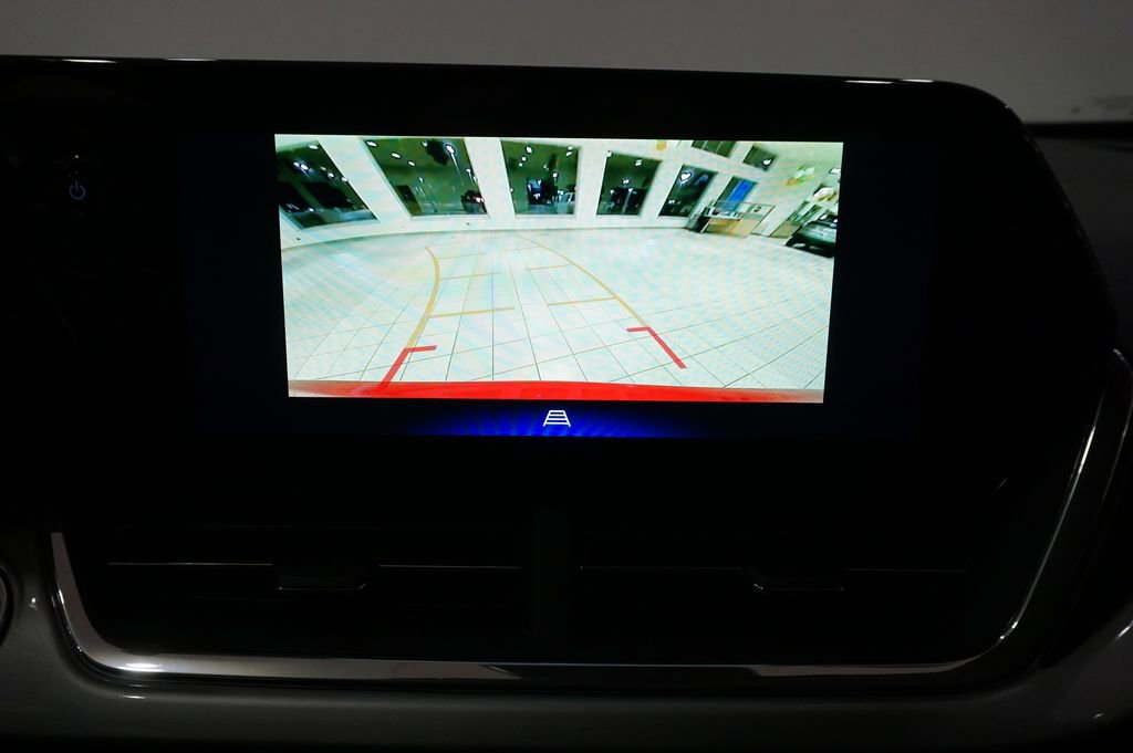 New 2026 Chevrolet Trax LT image 18