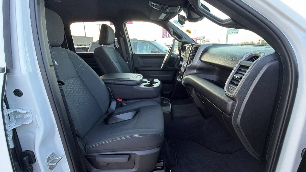 Used 2026 RAM 3500 Tradesman AWD/4WD image 31