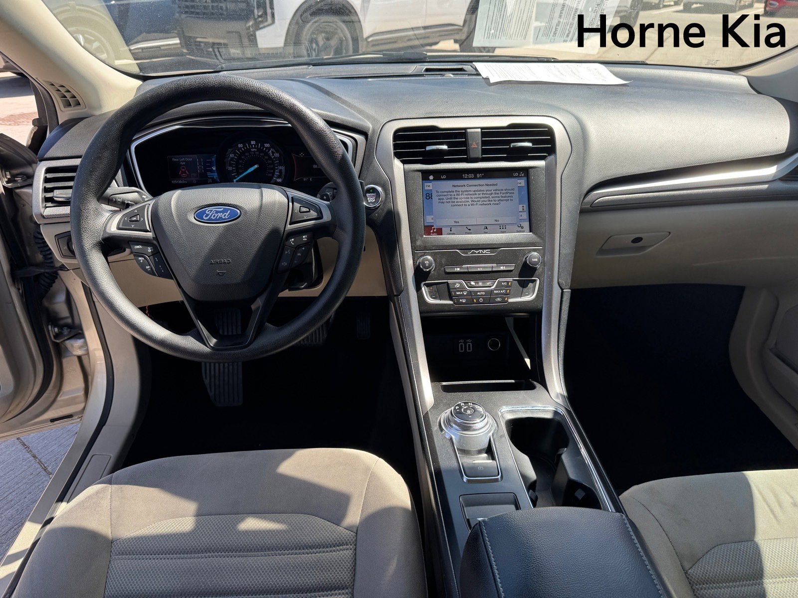 Used 2019 Ford Fusion SE image 14