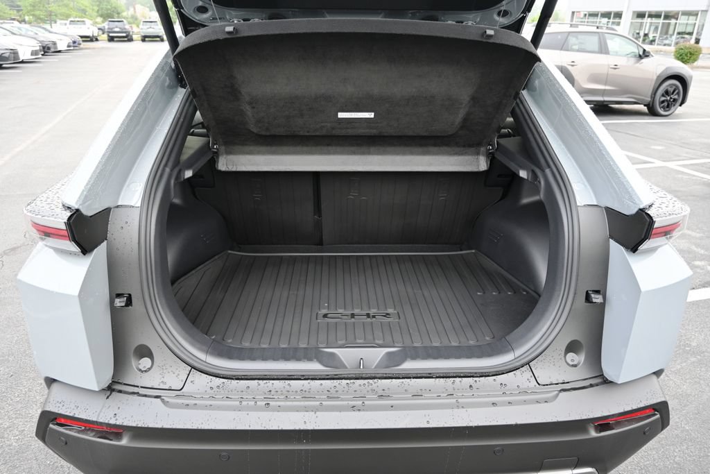 New 2026 Toyota C-HR AWD/4WD image 7