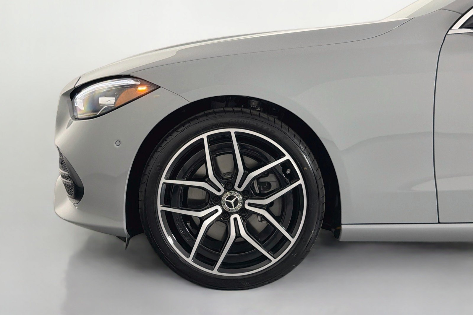 New 2026 Mercedes-Benz C 300 Sedan image 9