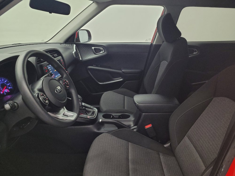 Used 2020 Kia Soul S FWD image 17