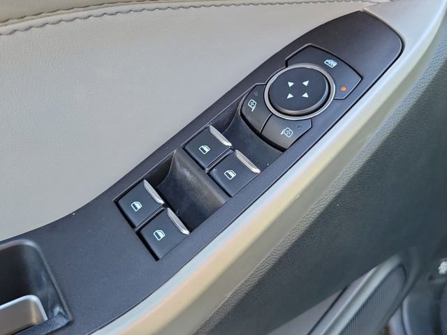 Used 2023 Ford Explorer XLT w/ Equipment Group 202A image 21