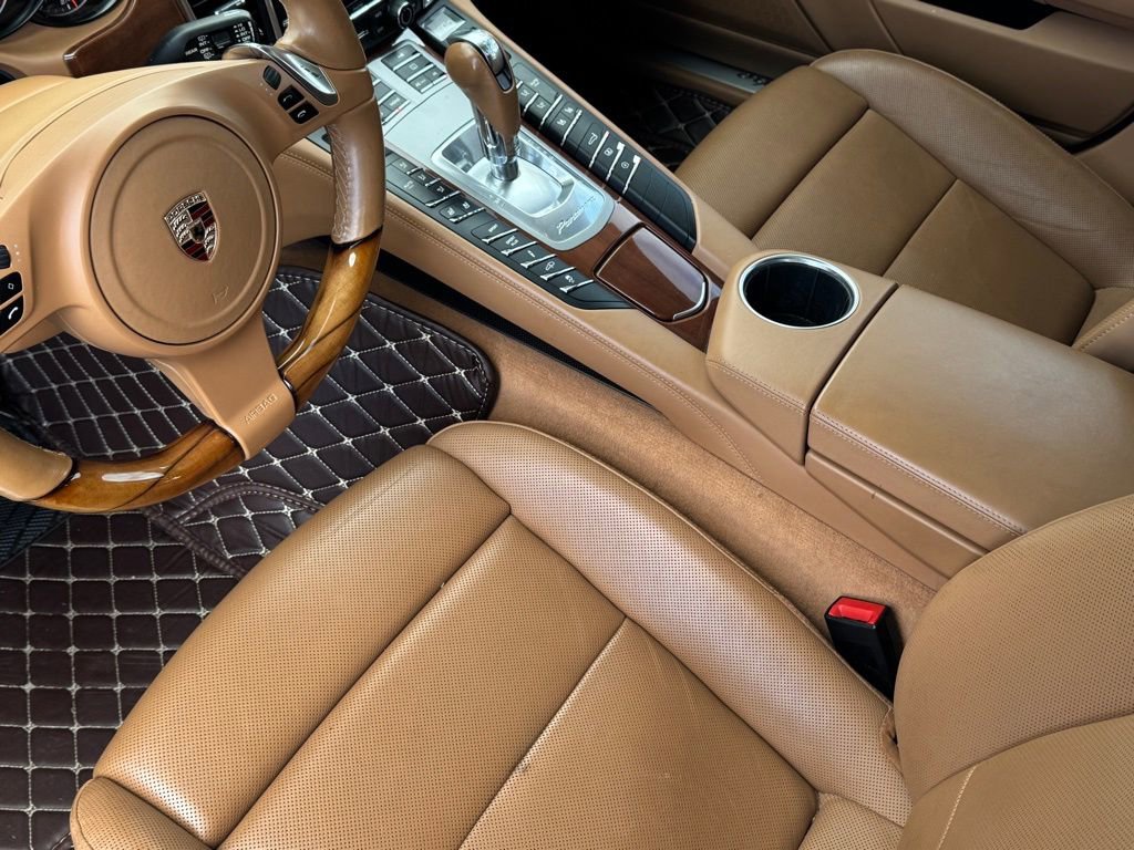 Used 2011 Porsche Panamera Turbo image 6