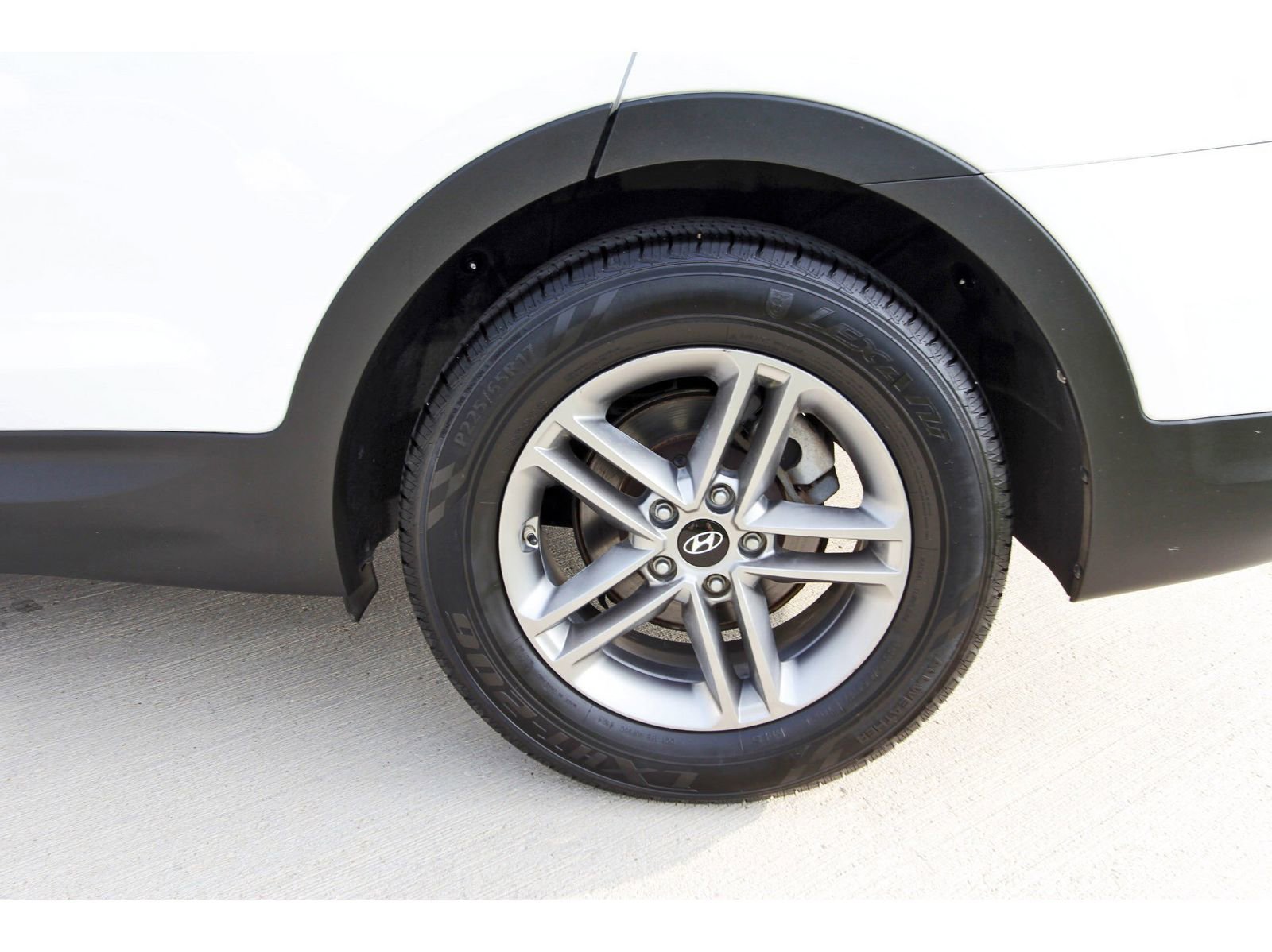 Used 2018 Hyundai Santa Fe Sport FWD image 29