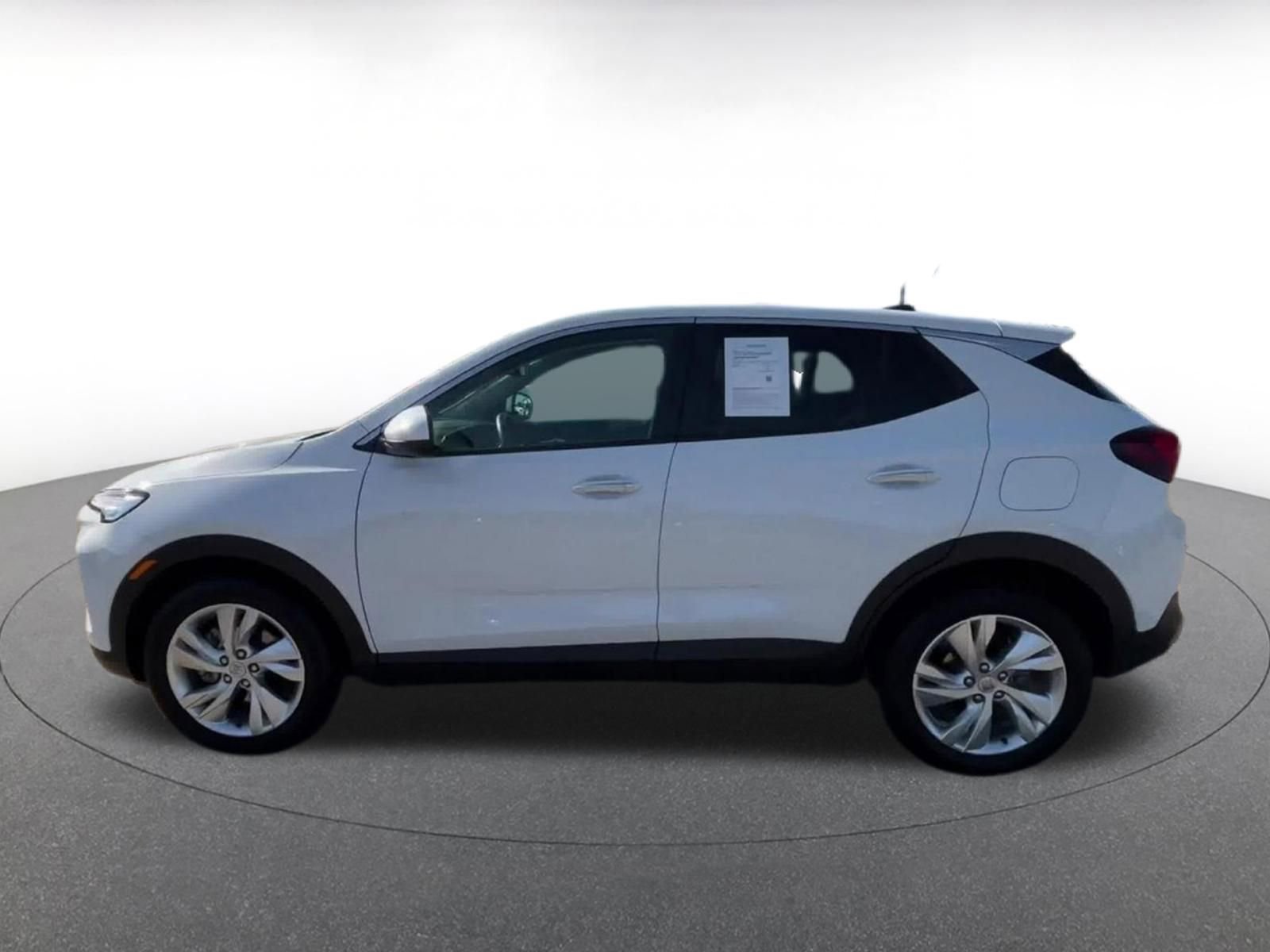 Used 2025 Buick Encore GX Preferred FWD image 9