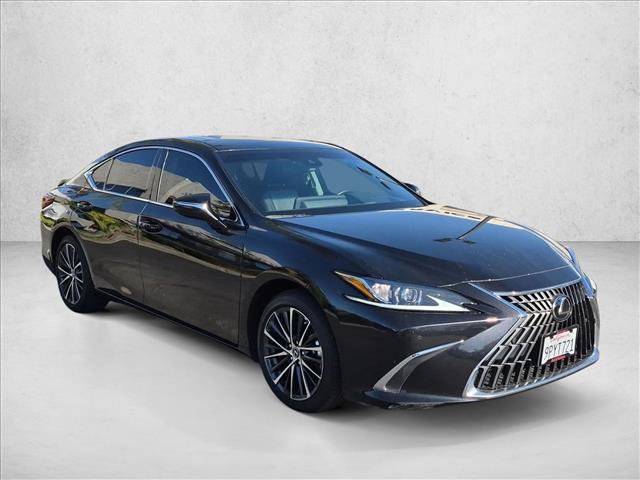 Used 2025 Lexus ES 300h w/ Premium Package FWD image 3