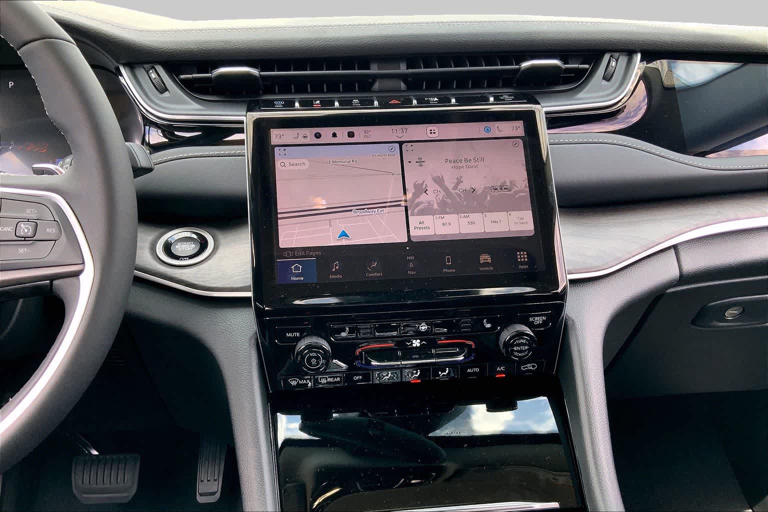 New 2023 Jeep Grand Cherokee 4WD 4xe image 6