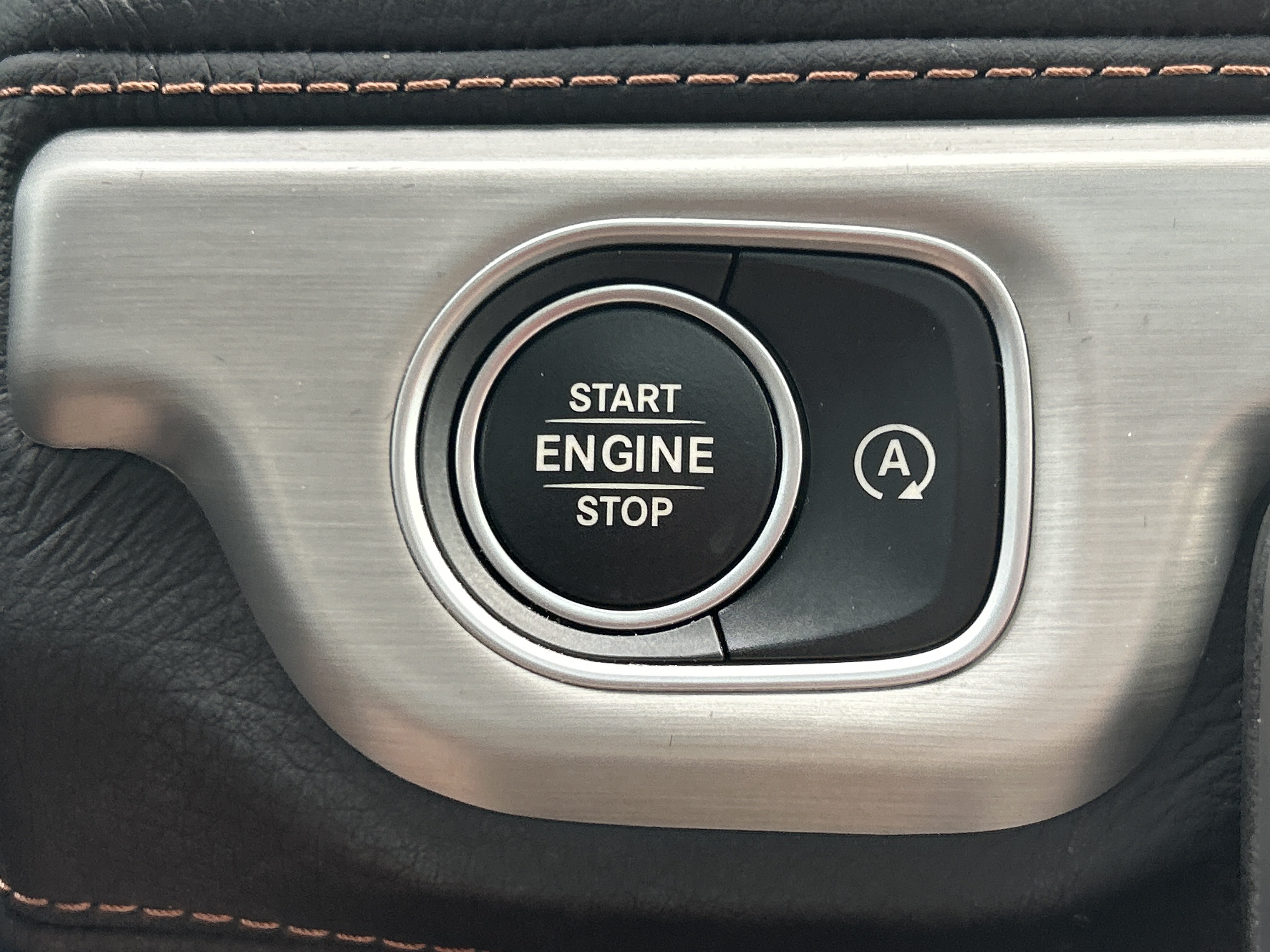 Certified 2025 Mercedes-Benz G 63 AMG 4MATIC image 31