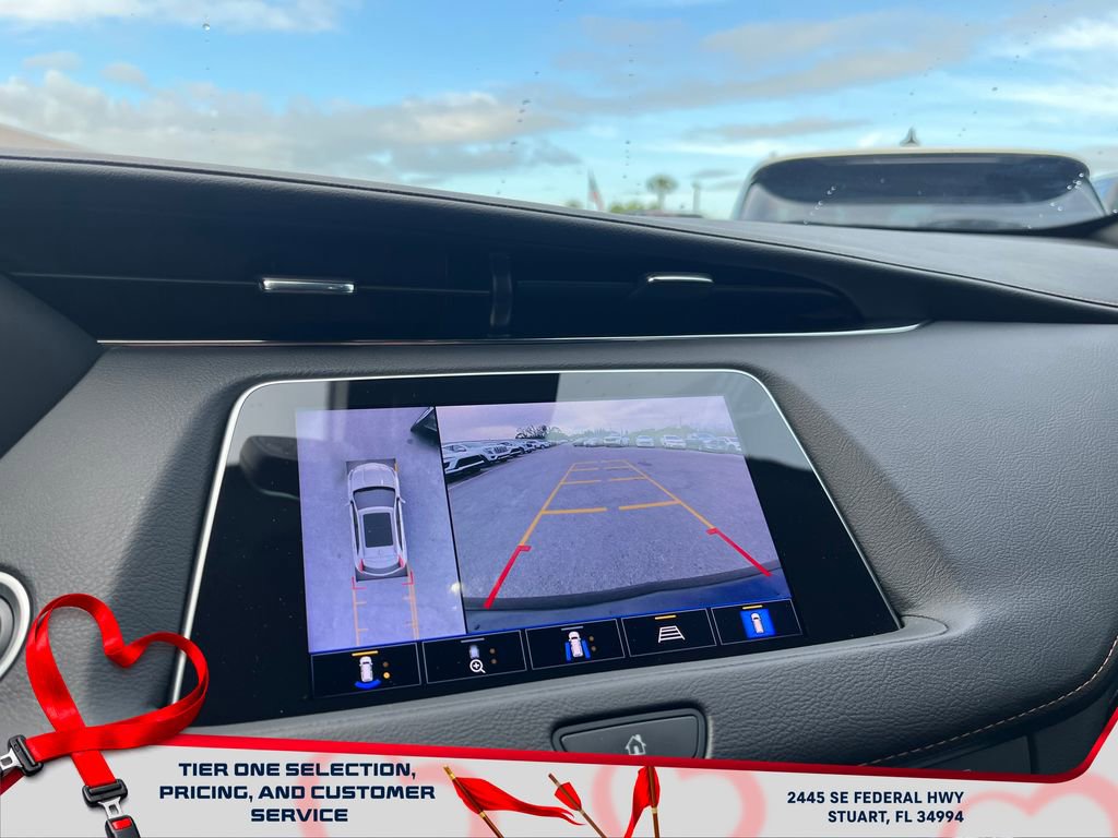 Used 2023 Cadillac XT4 Sport w/ Enhanced Visibility Package image 32