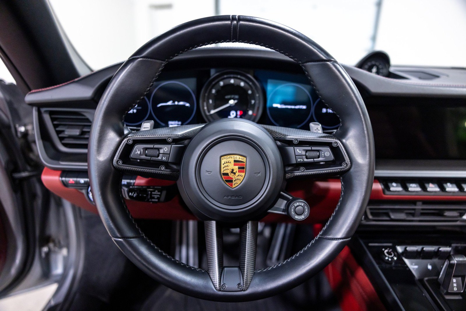 Used 2022 Porsche 911 Cabriolet image 46