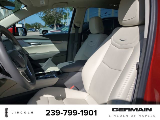 Used 2025 Cadillac XT5 Premium Luxury w/ Technology Package image 19