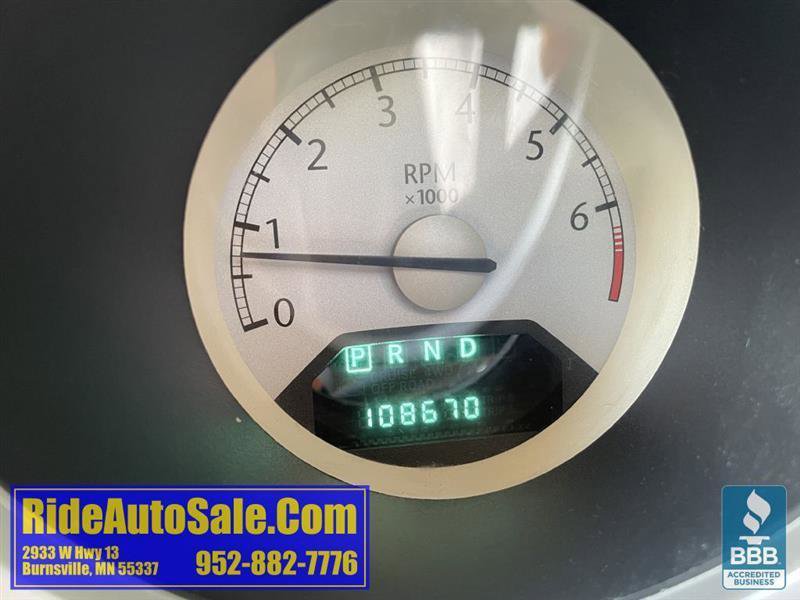 Used 2009 Chrysler Sebring Touring w/ Electronics Convenience Group FWD image 18