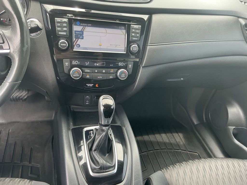 Used 2017 Nissan Rogue SV FWD image 15