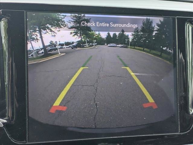 Used 2020 Chrysler Pacifica Limited FWD image 14