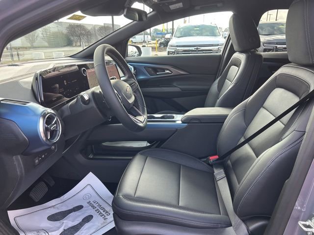 New 2026 Chevrolet Equinox EV LT image 15