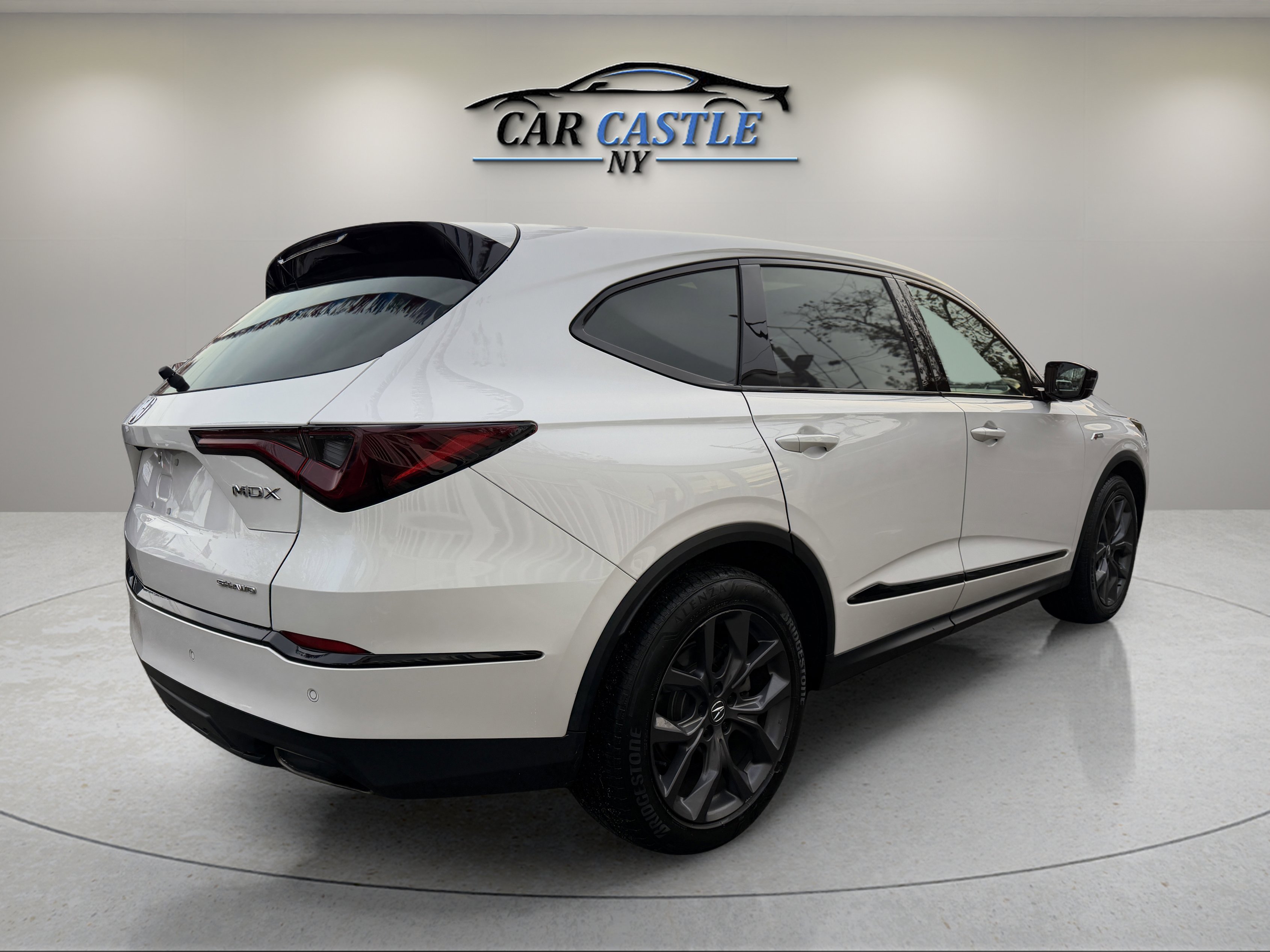 Used 2023 Acura MDX A-Spec image 8