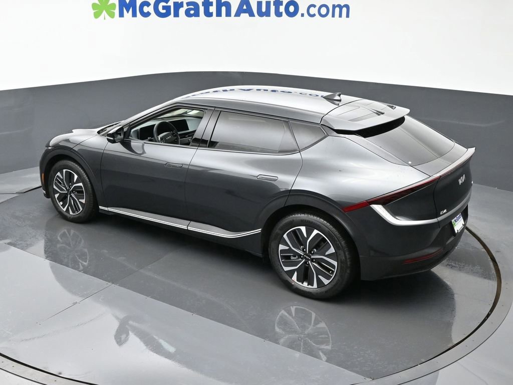 Used 2024 Kia EV6 Light image 26