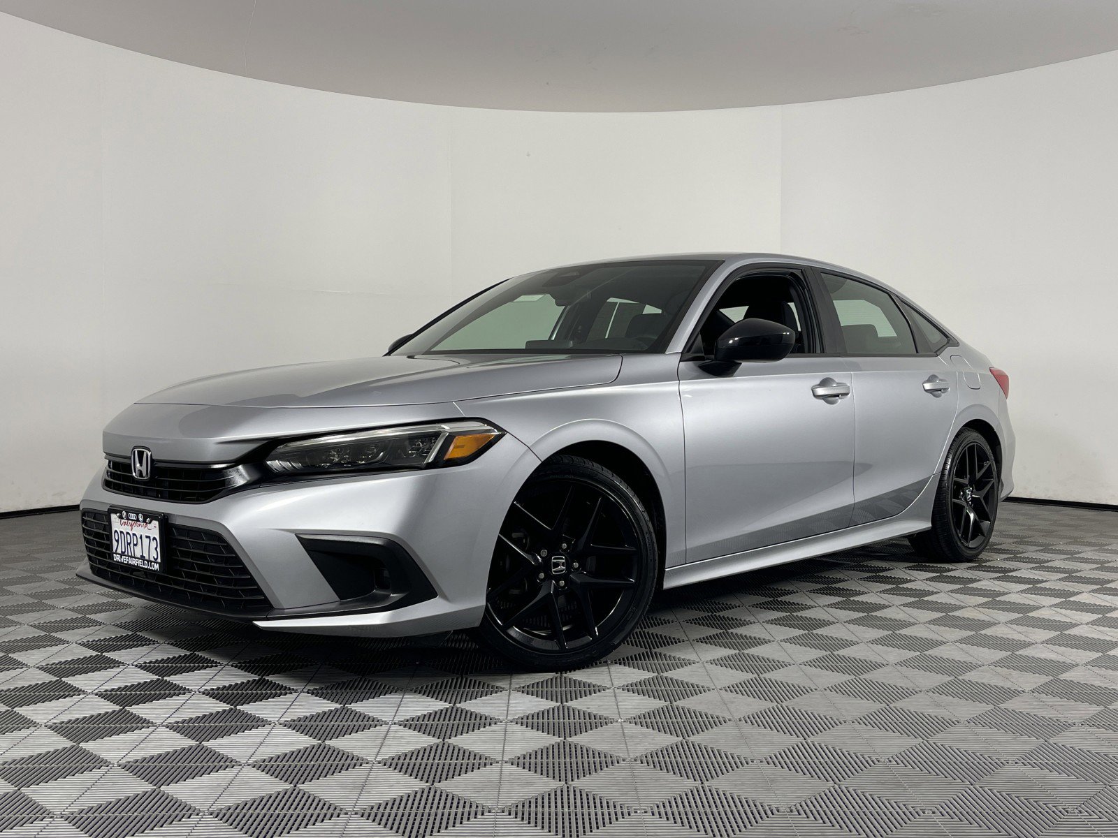 Used 2022 Honda Civic Sport image 2