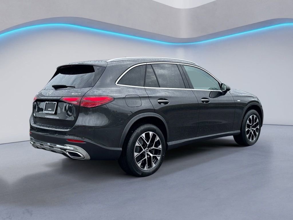 New 2025 Mercedes-Benz GLC 350e 4MATIC image 4
