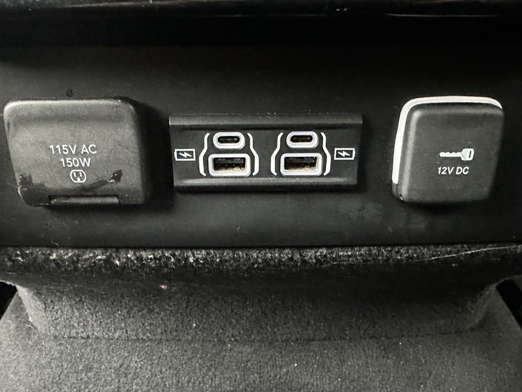 Used 2023 Jeep Wagoneer L Series II image 20