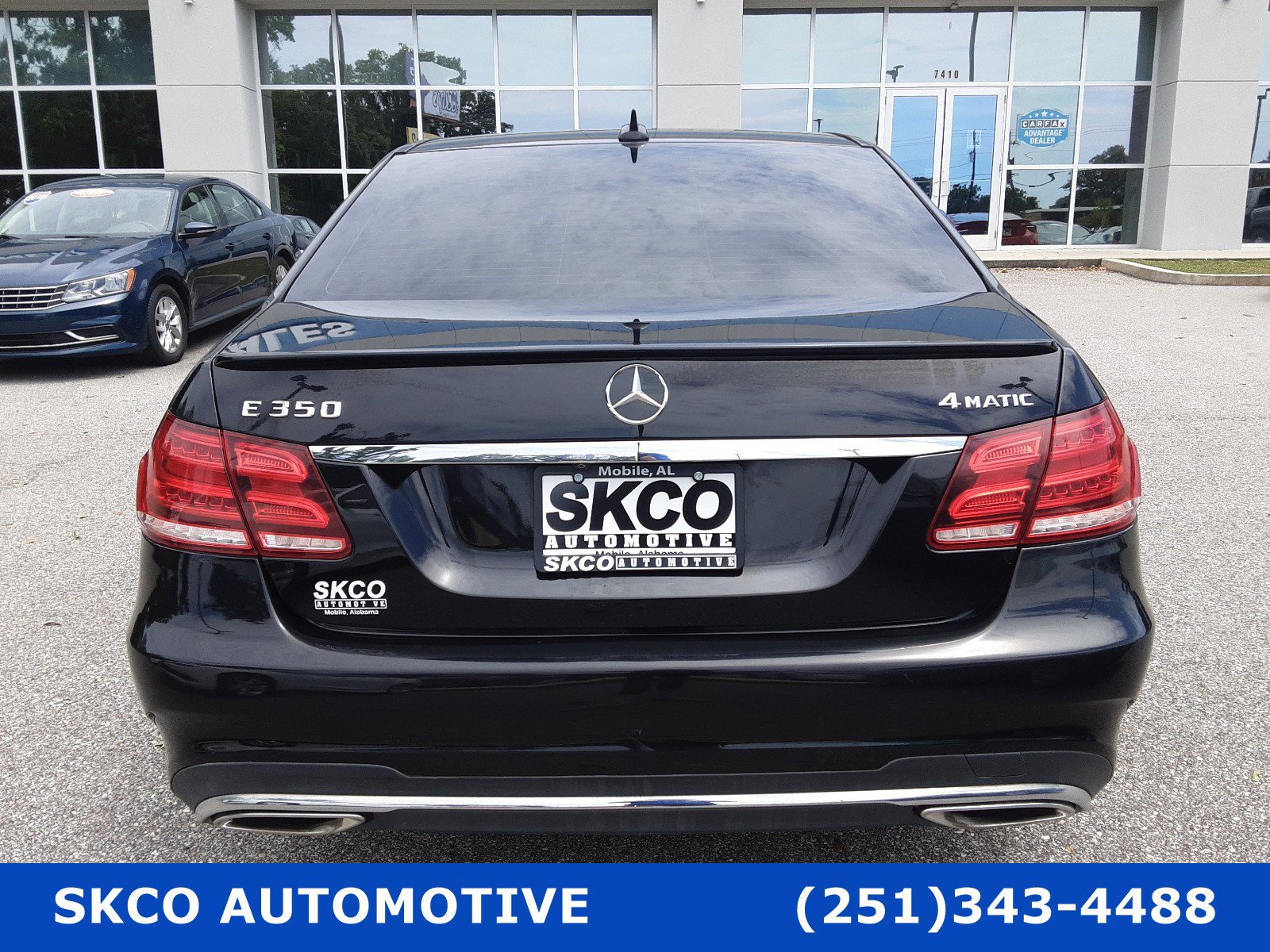 Used 2014 Mercedes-Benz E 350 4MATIC Sedan image 4