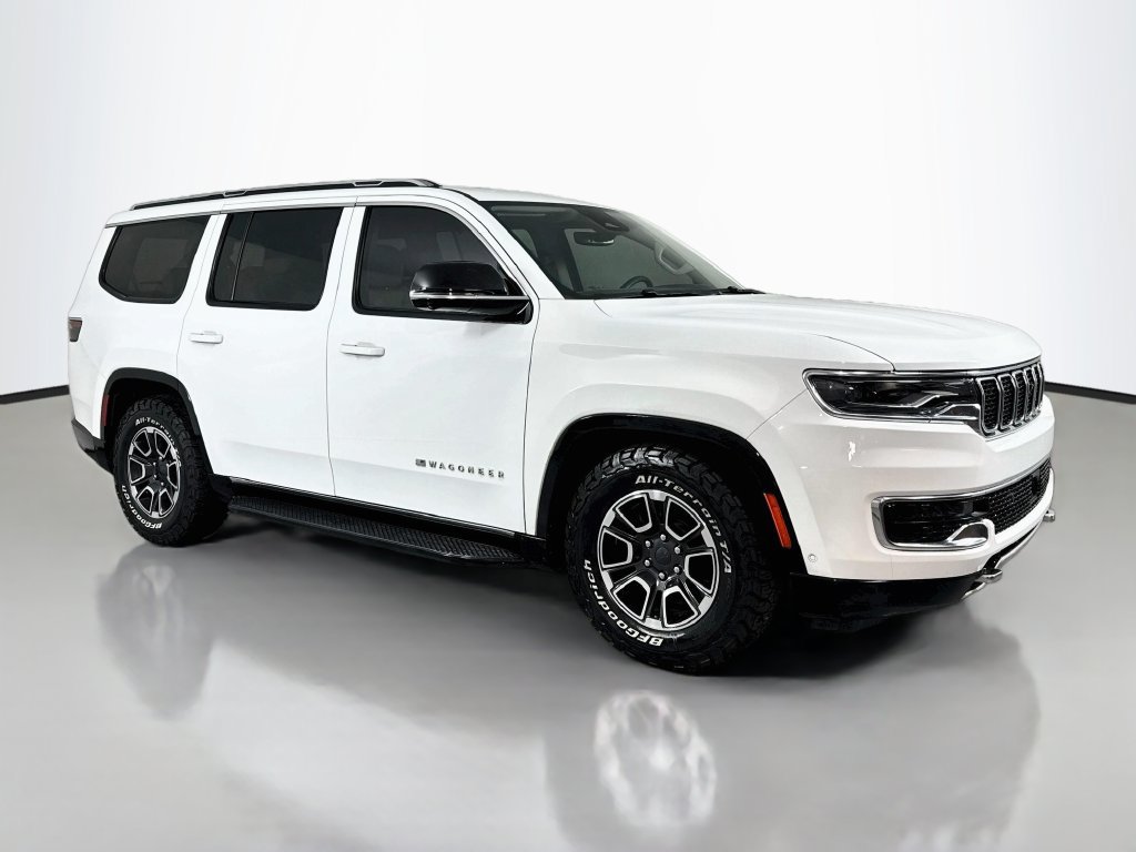 Used 2023 Jeep Wagoneer Series II w/ Convenience Group I AWD/4WD image 4