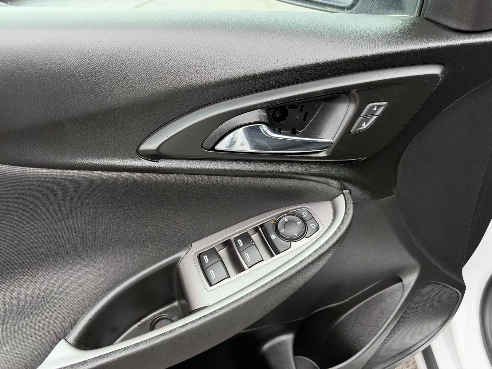 Used 2020 Chevrolet Malibu RS FWD image 13
