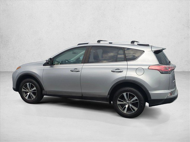 Used 2016 Toyota RAV4 XLE FWD image 9