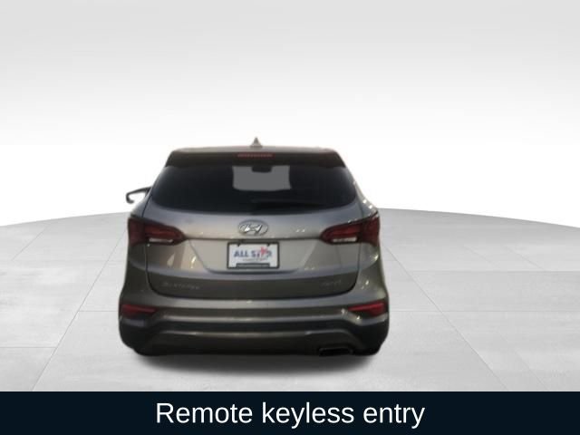 Used 2017 Hyundai Santa Fe Sport image 5