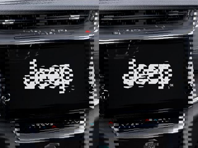 New 2026 Jeep Grand Cherokee Altitude image 18