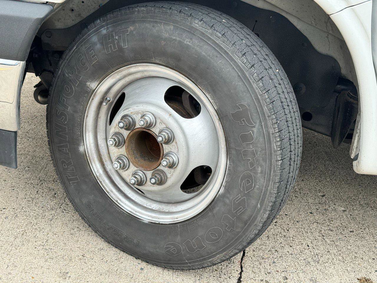 Used 2019 GMC Savana 3500 w/ Power Convenience Package image 23