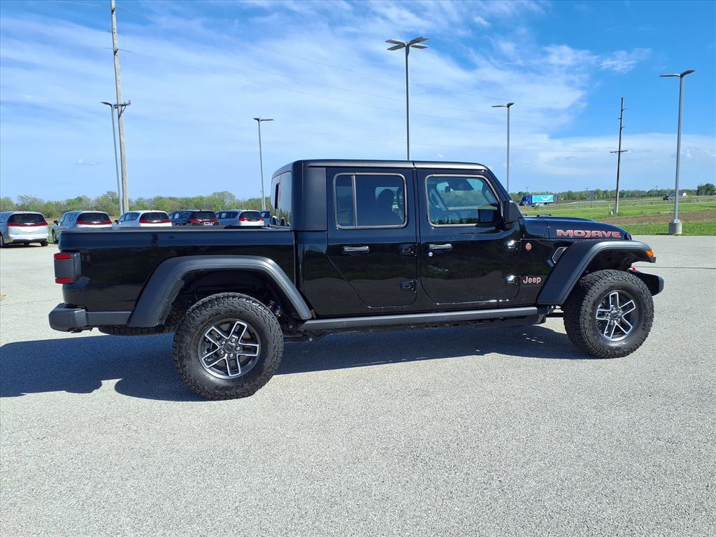 Used 2026 Jeep Gladiator Mojave AWD/4WD image 26