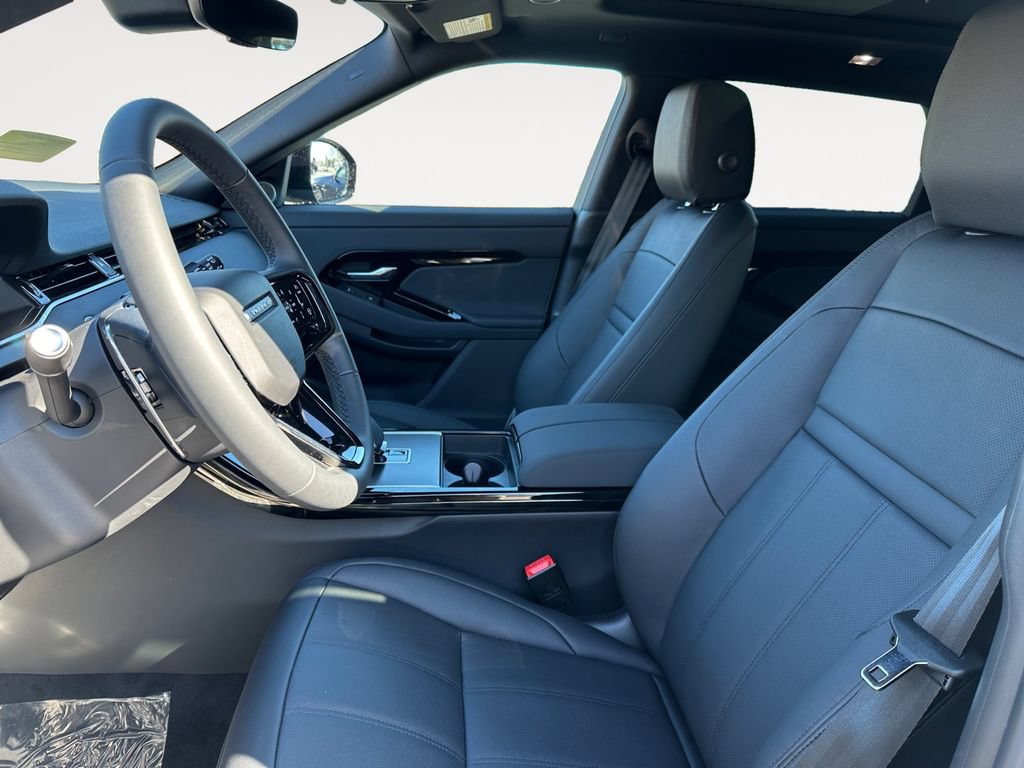 New 2026 Land Rover Range Rover Evoque Dynamic SE AWD/4WD image 9