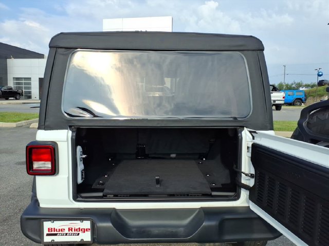 Used 2026 Jeep Wrangler Unlimited Sport AWD/4WD image 8