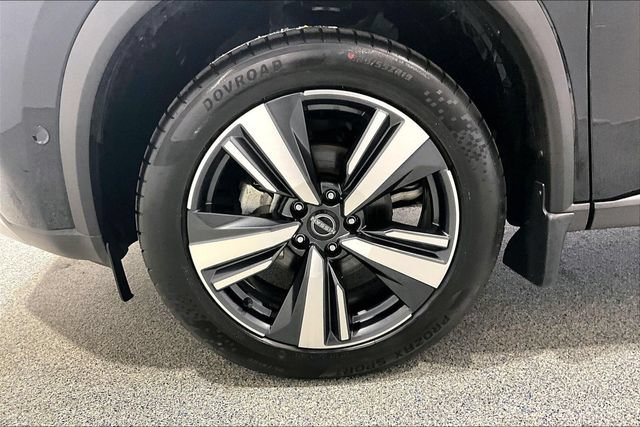 Used 2023 Nissan Rogue Platinum AWD/4WD image 41
