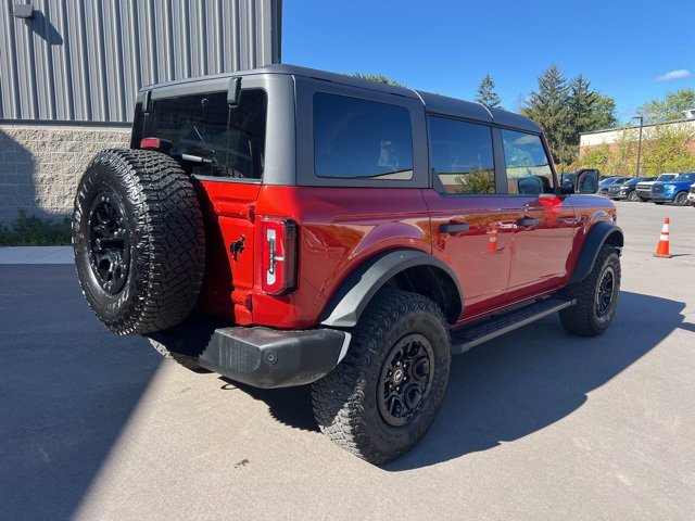 Used 2023 Ford Bronco Wildtrak image 5