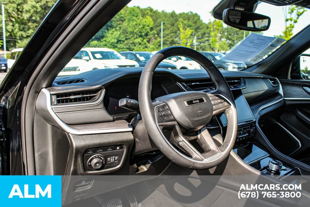 Used 2024 Jeep Grand Cherokee Limited 4xe AWD/4WD image 31