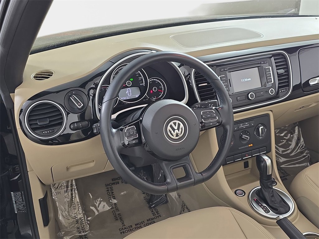 Used 2014 Volkswagen Beetle 2.5 image 18