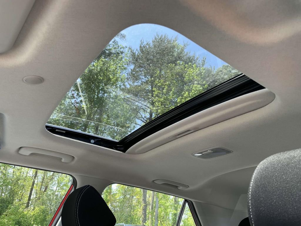 New 2025 Hyundai Venue SEL image 16